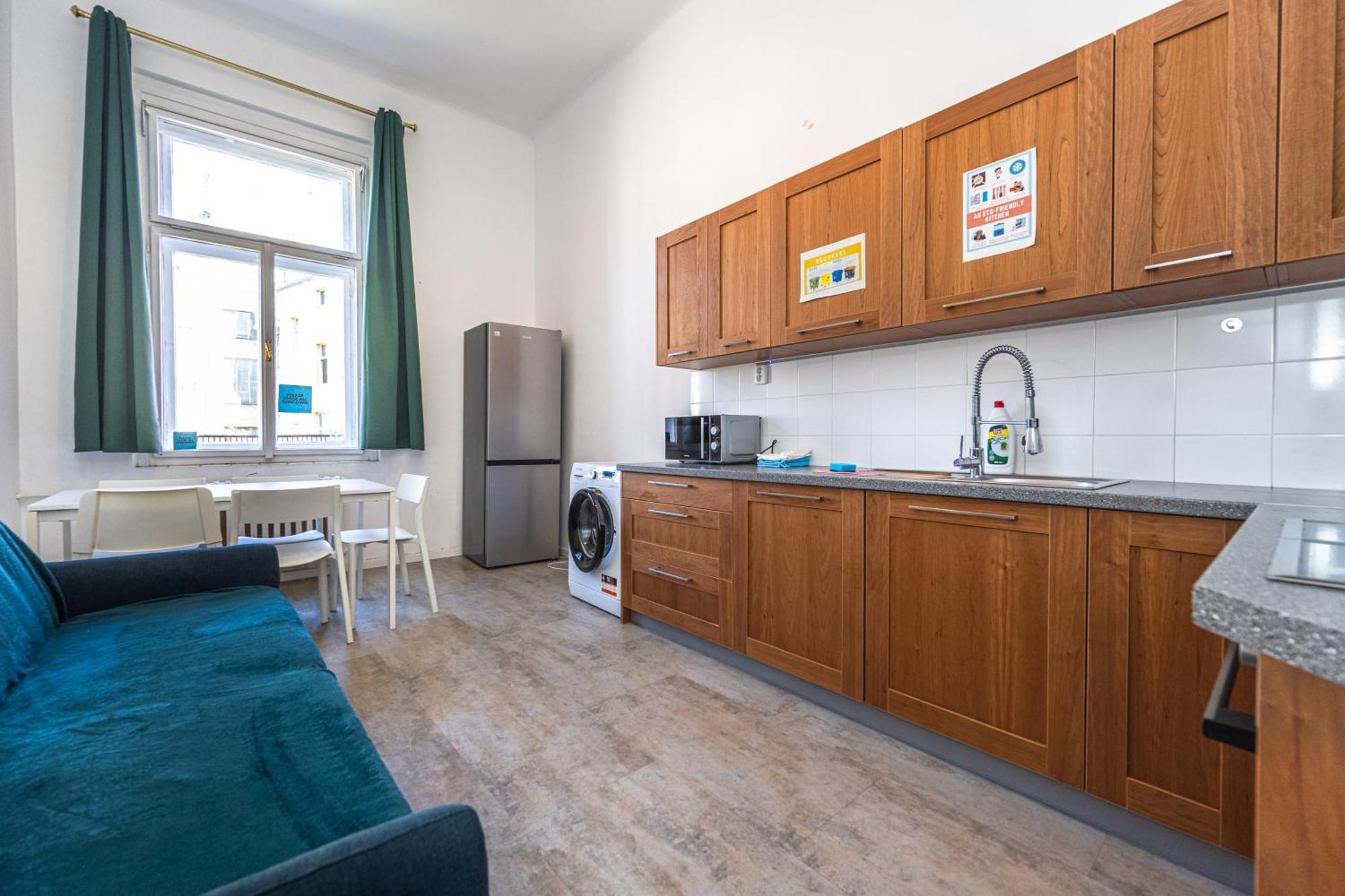 Safarikova 18 Apartment Prag